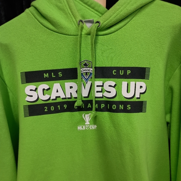 Lime green SEATTLE SOUNDERS raise your scarves  pull over hoodie size men's XL - Picture 10 of 13